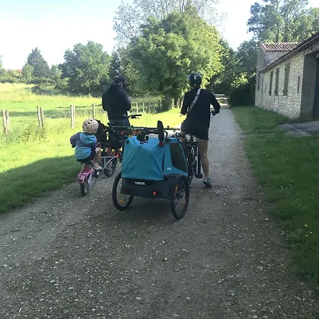 La Laiterie Du Logis Bed & Breakfast 3*